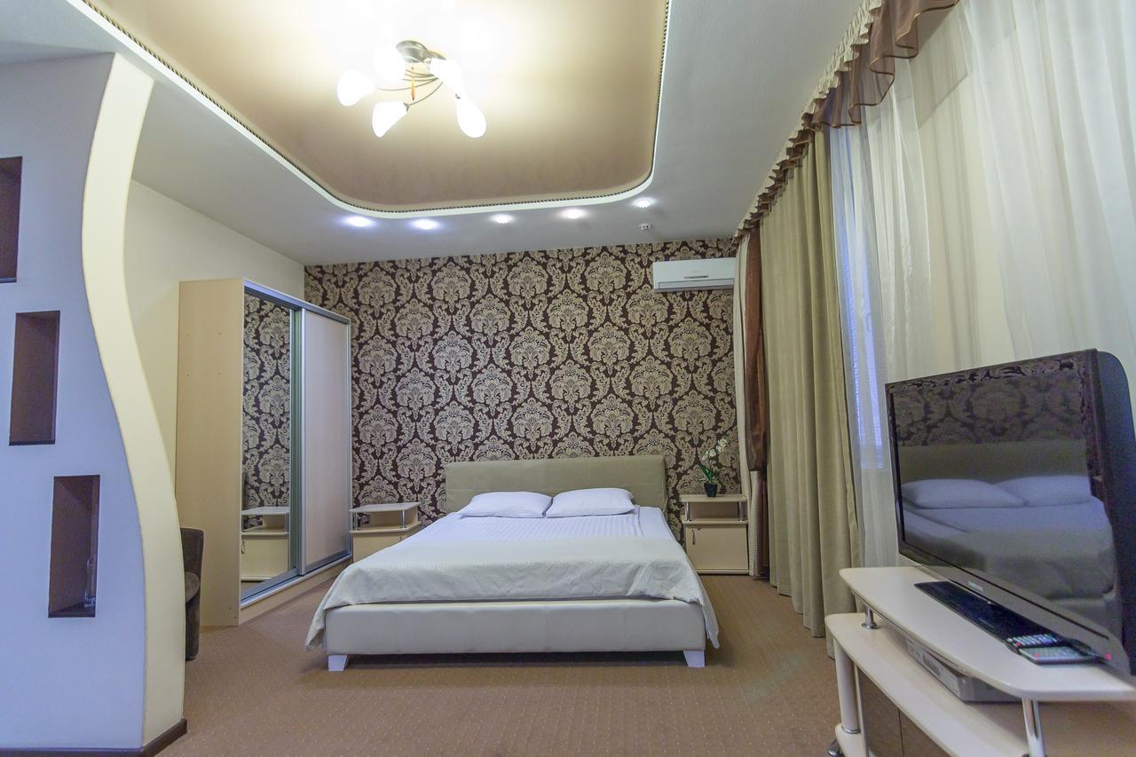 Siesta Hotel Kharkiv Exterior photo