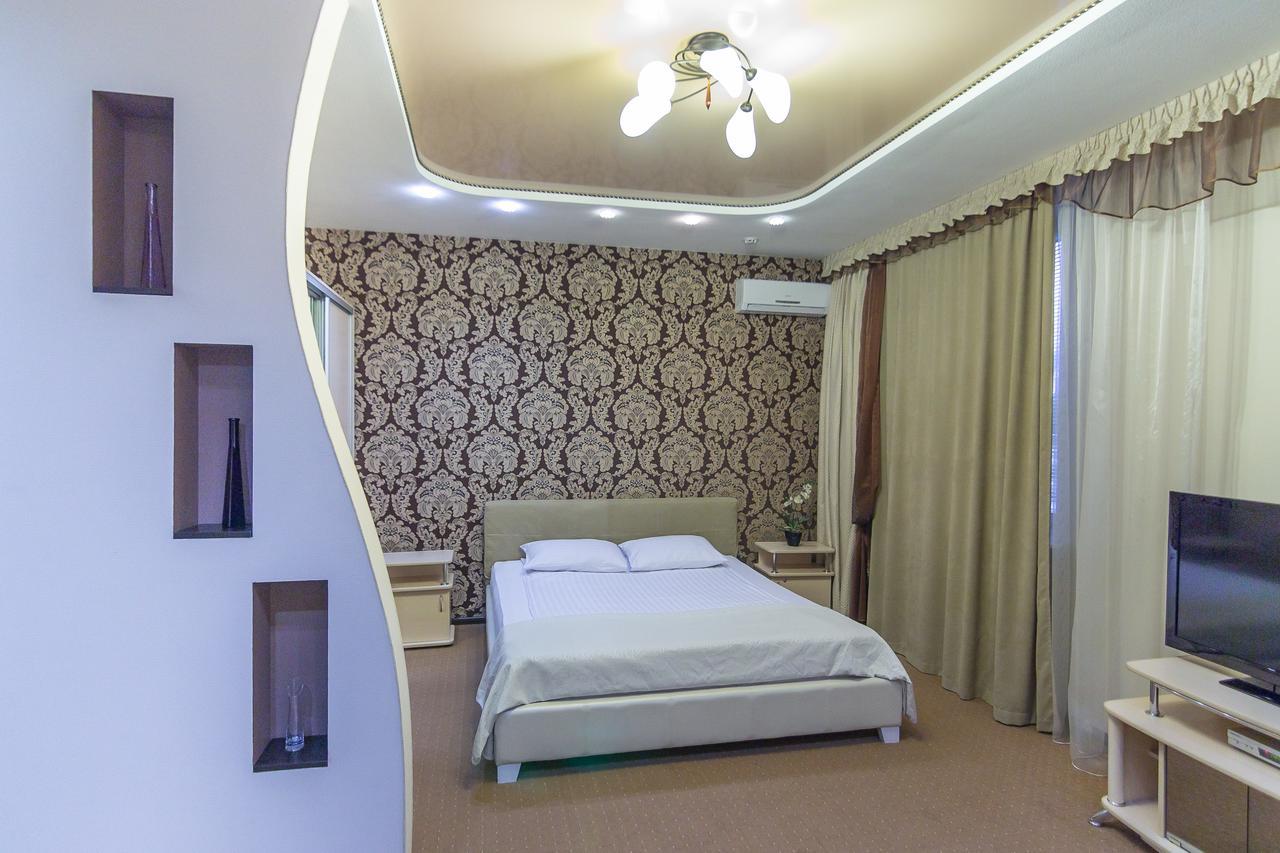 Siesta Hotel Kharkiv Exterior photo